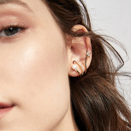 Star Twirl Ear Cuff